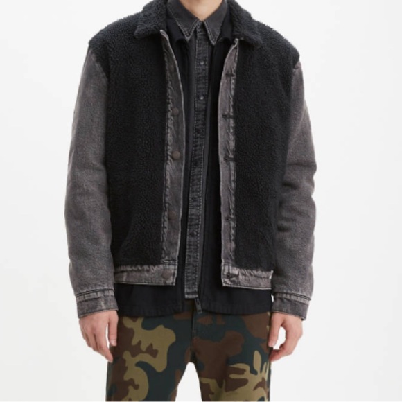 FLASH SALE 💋 • Levis • Sherpa Black and Grey Denim Sherpa Jacket in Black Sheep - Picture 1 of 12